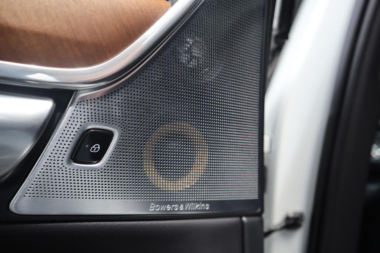 Volvo V90 2.0 T8 AWD Inscription Panorama / Bowers & Wilkins / Pilot assist / Dode hoek /