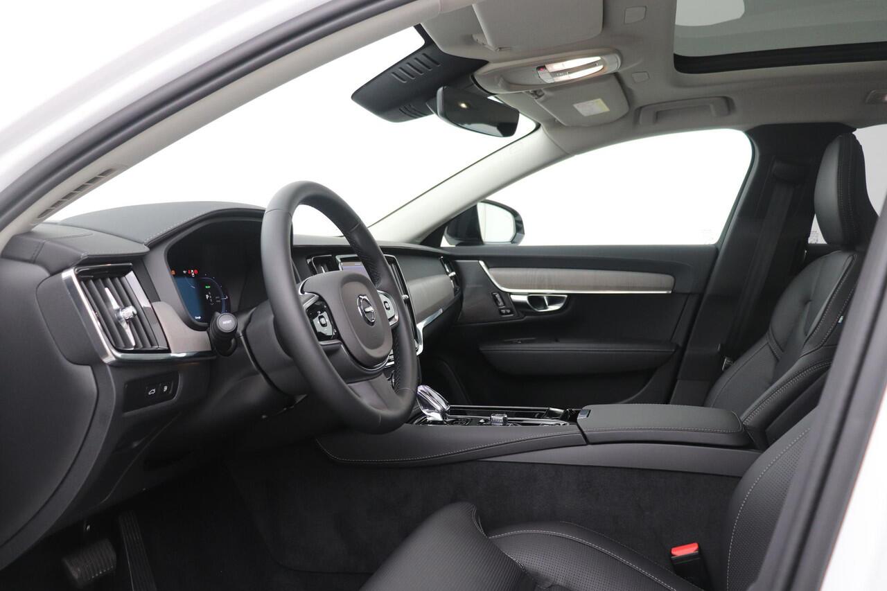 Volvo V90 T6 Plug-in hybrid Ultra Dark | Luchtvering Achter | Massage+Ventilatie | Head-Up | 360° Camera