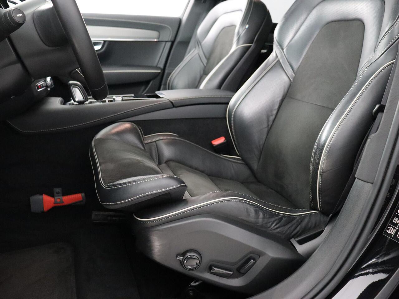 Volvo V90 2.0 T6 AWD R-Design (NL-Auto / Pano / H&K / Head-Up)