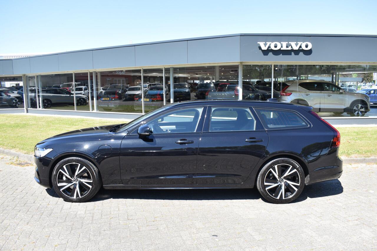Volvo V90 T8 AWD 390PK Plug-in Hybrid R-Design | HUD | H&K | Trekhaak | Luchtvering | 360 camera | 19"LMV |