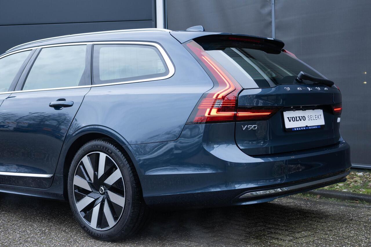 Volvo V90 T6 Automaat Plug-in hybrid AWD Ultra Bright | Verwarmbare voorstoelen | Verwarmbaar stuurwiel | Verwarmbare achterbank | Panoramadak | Premium audio by Harman Kardon | Rondom zichtcamera | 19 inch Lichtmetalen velgen | Alarmklasse 3