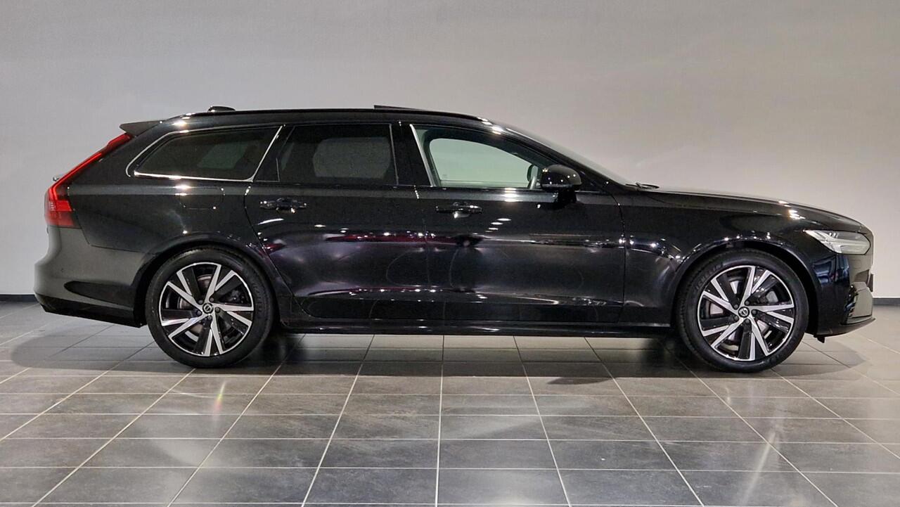 Volvo V90 2.0 T6 Plug-in hybrid AWD Ultimate Dark | Panoramadak | Harman Kardon | Trekhaak |