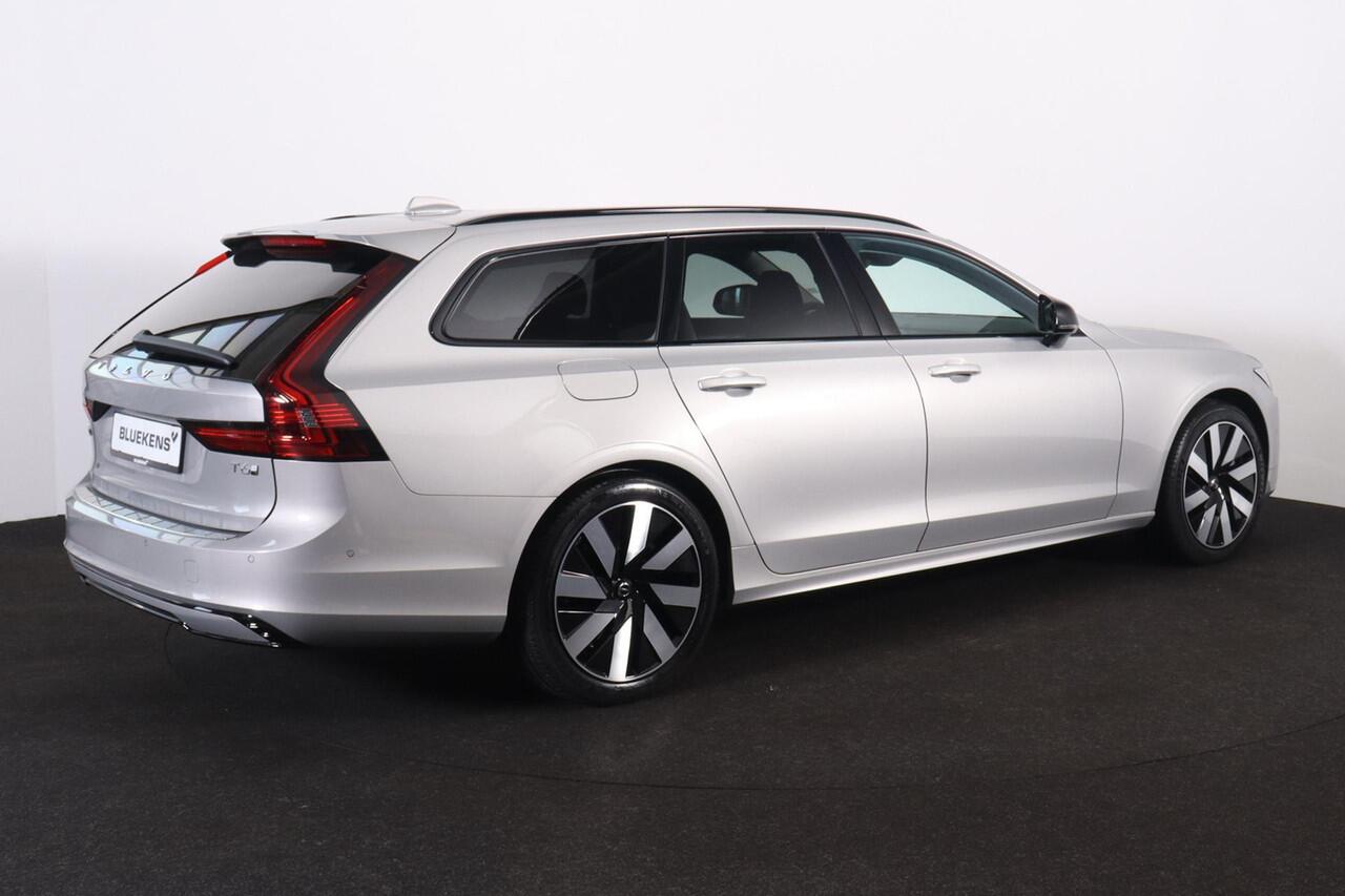 Volvo V90 T6 Recharge AWD Plus Dark - IntelliSafe Assist & Surround - Harman/Kardon audio - 360º Camera - Adaptieve LED koplampen - Verwarmde voorstoelen, stuur & achterbank - Parkeersensoren voor & achter - Elektr. bedienb. voorstoelen met geheugen - Extra getint 