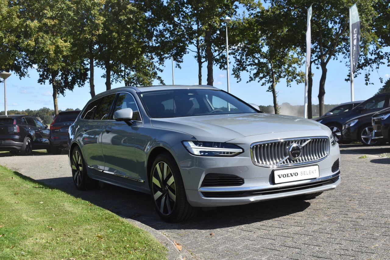 Volvo V90 T8 AWD 455PK Plug-in Hybrid Ultra Bright | HUD | B&W | 360 camera | Stuurverwarming | Panodak | 19"LMV |