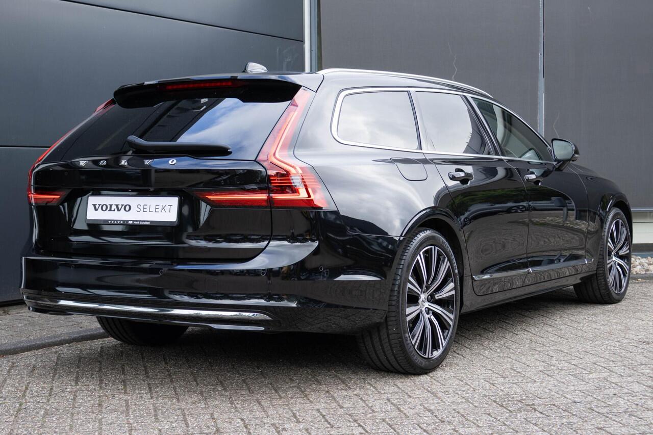 Volvo V90 B4 Plus Bright | Harman Kardon Premium Sound | 360 graden camera | Panoramisch schuif-/kanteldak | Alarm klasse 3 | Trekhaak | Google Navigatie |