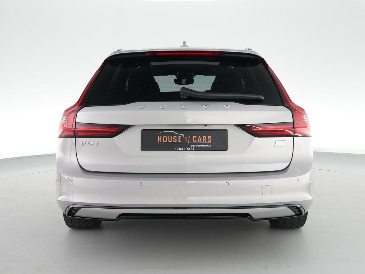 Volvo V90 T6 Ultra Dark 2.0 350pk Plug-in hybrid AWD |Bowers&Wilkens|panoramadak|memoy|HUD|lederen sportstoelen|Apple Carplay|elek. trekhaak|360 camera|blind spot|stoel en stuurverwarming|