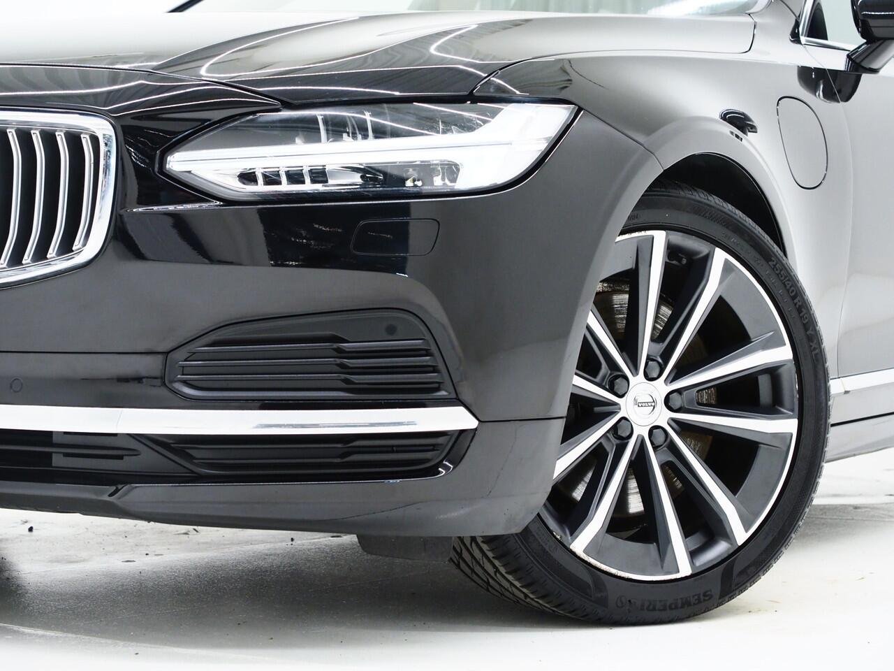 Volvo V90 2.0 T8 AWD Inscription | Panoramadak | Trekhaak | Bowers & Wilkins | 360 | Pilot Assist | Head Up