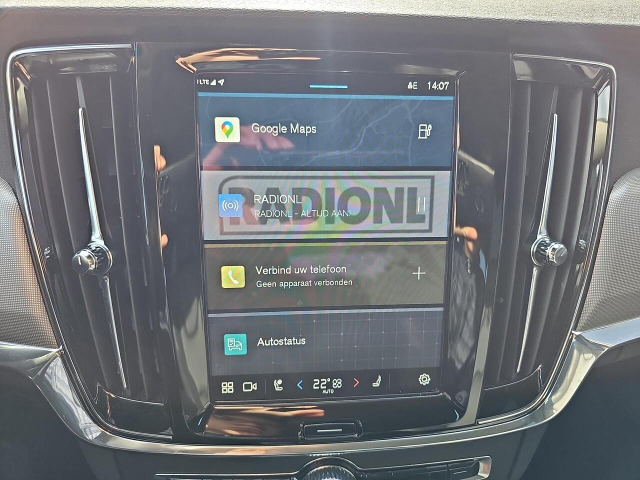 Volvo V90 2.0 T6 Plug-in hybrid AWD Plus Dark | Trekhaak | Harman/Kardon Audio | 360 graden camera | Stoelverwarming |