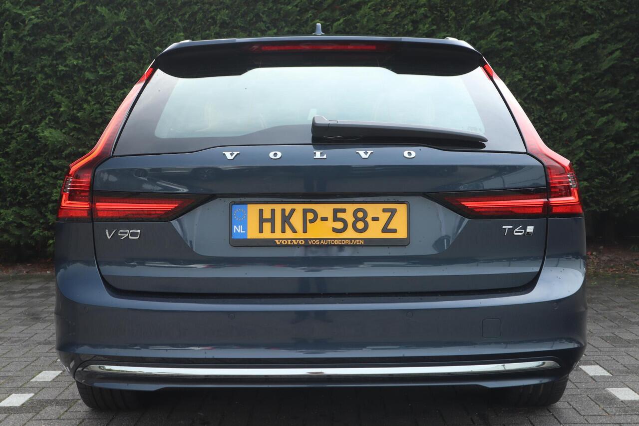 Volvo V90 2.0 T6 Plug-in hybrid AWD Ultra Bright | Luchtvering | B&W Audio | 360-camera | Head-up display | Schuif/kanteldak
