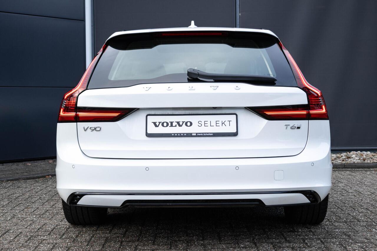 Volvo V90 T6 Automaat AWD Ultra Dark | Verwarmde Voorstoelen en Stuurwiel | Standkachel | Panoramisch Schuif-/Kanteldak | Harman Kardon Premium Audio | 360º Camera | Gelamineerde zijruiten en achterruit | Zonnescherm Zijramen Achter