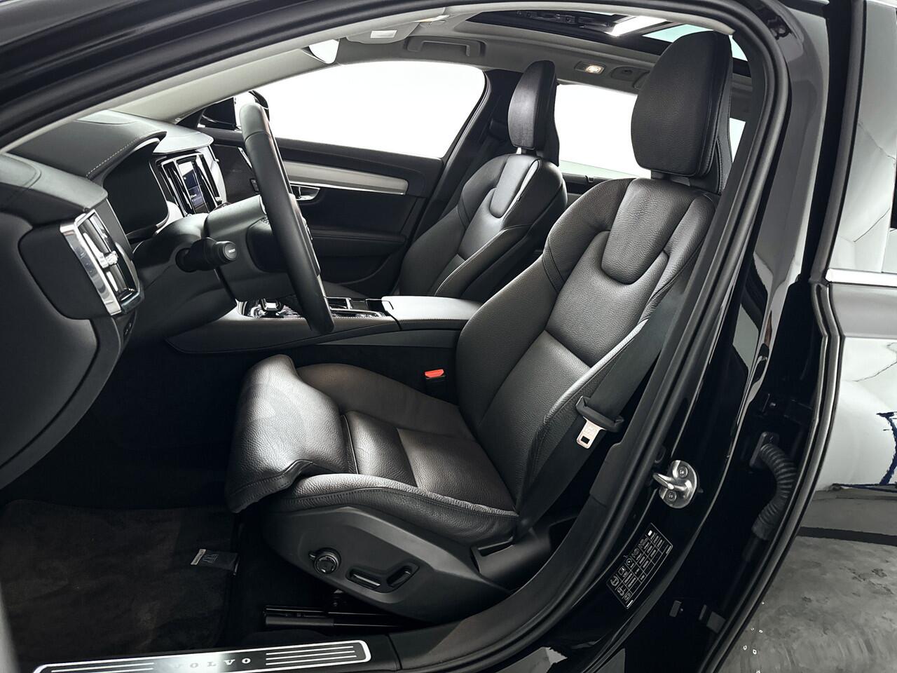 Volvo V90 T8 Aut. Plug-in hybrid AWD Plus Bright | Panoramadak | 360° camera | Harman Kardon | Trekhaak