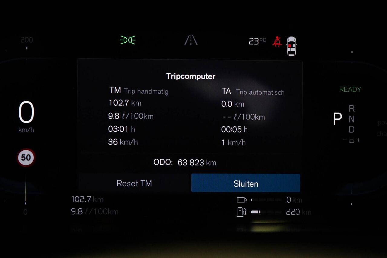 Volvo V90 2.0 T6 Plug-in hybrid AWD Ultimate Dark | LEDER PACK | PANORAMADAK | 360 CAMERA | TREKHAAK