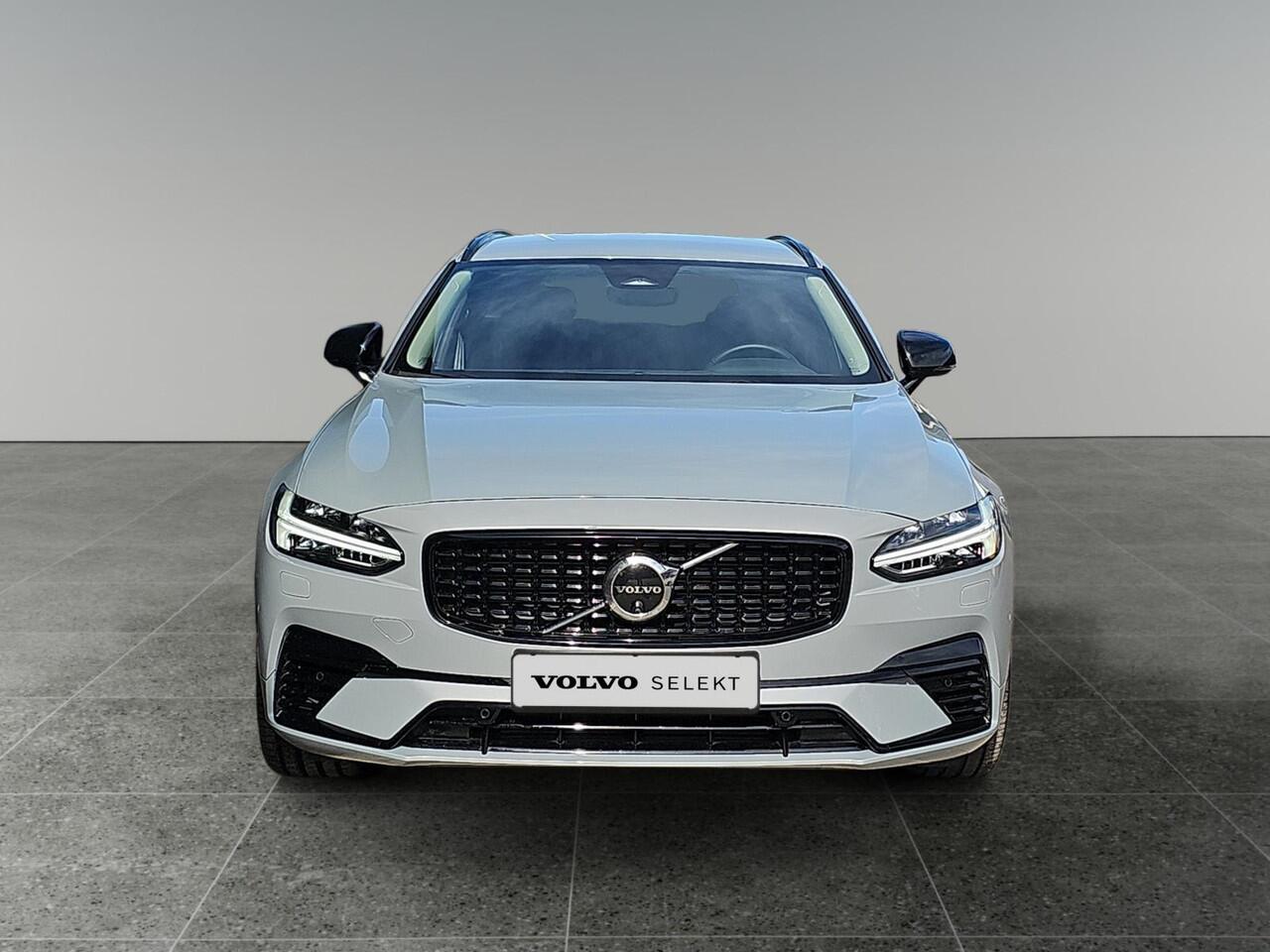 Volvo V90 2.0 T6 Plug-in hybrid AWD Plus Dark | Trekhaak | Harman/Kardon Audio | 360 graden camera | Stoelverwarming |