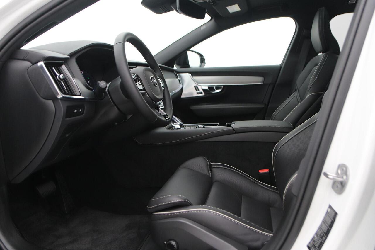 Volvo V90 T6 Plug-in hybrid Ultra Dark | Bowers&Wilkins | Luchtvering Achter | Head-Up | ACC | Panoramadak | 360° Camera