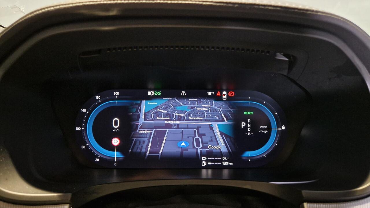 Volvo V90 2.0 T6 Plug-in hybrid AWD Ultimate Dark | Panoramadak | Harman Kardon | Trekhaak |