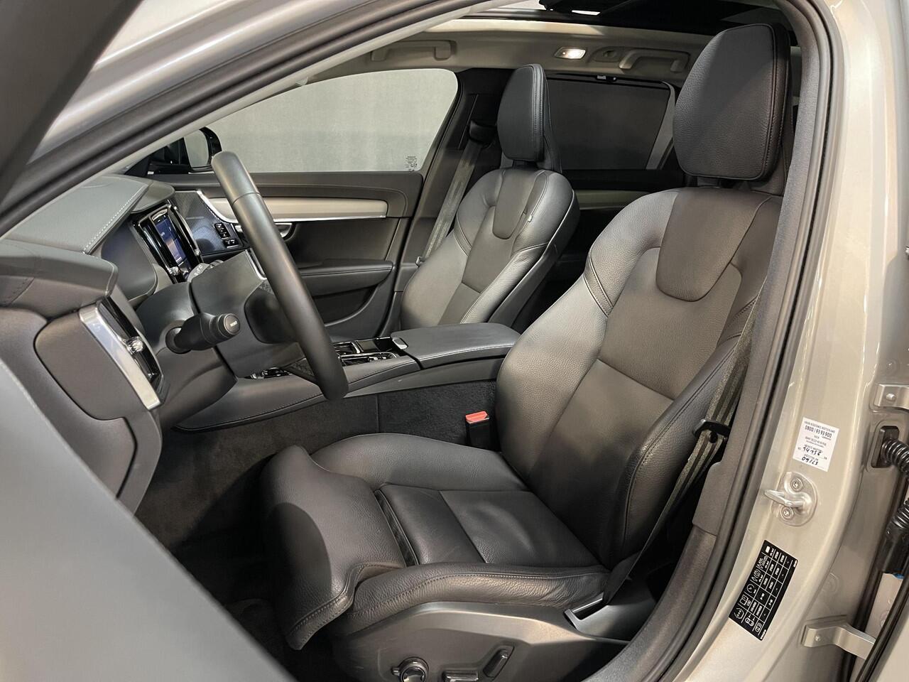 Volvo V90 2.0 T8 Plug-in hybrid AWD Ultimate Dark 20"/Luchtvering/Trekhaak/Panoramadak/Stoelverwarming v+a/360 Camera/Dodehoek/Head-up/DAB/Keyless