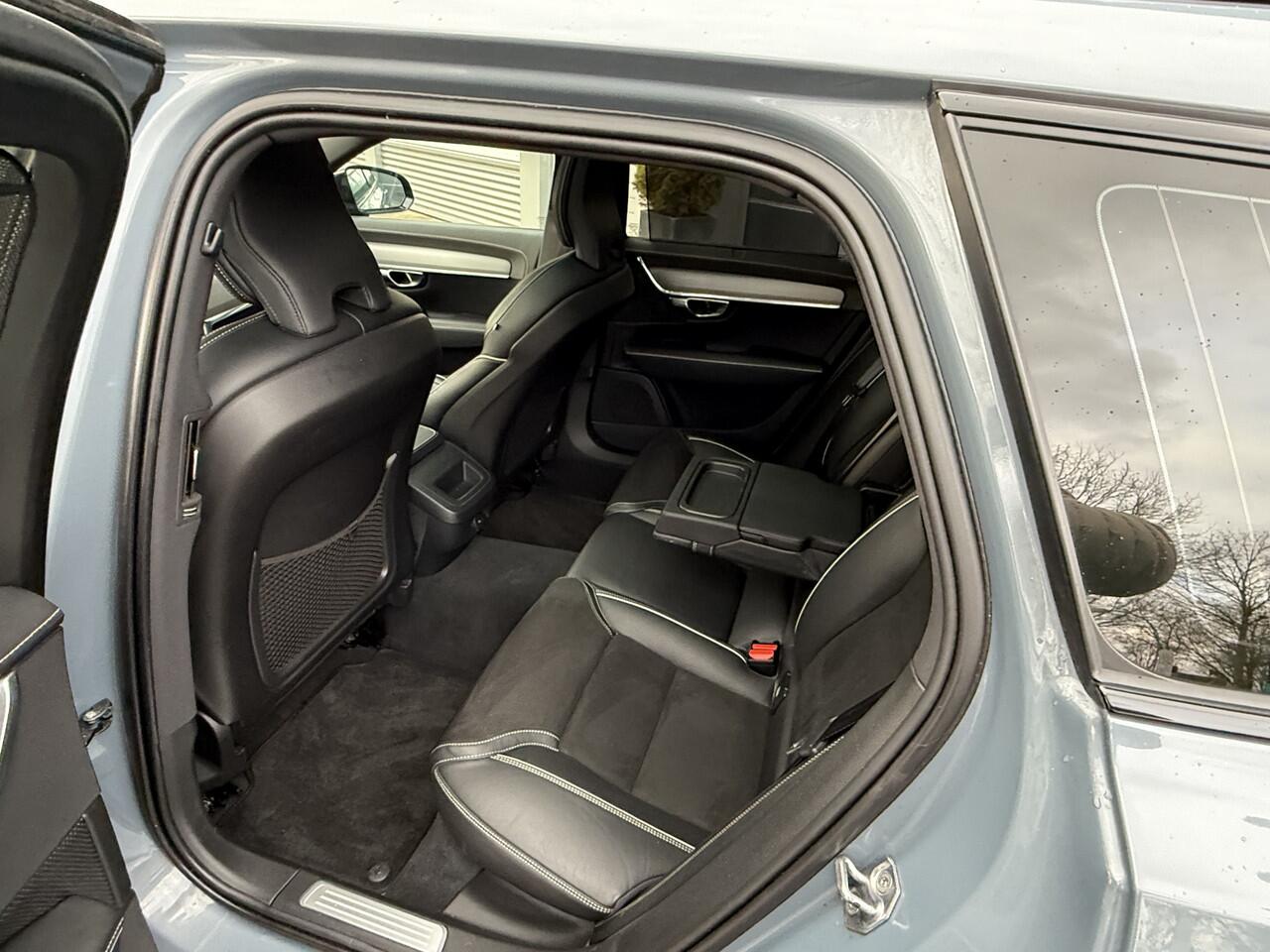 Volvo V90 R-Design | NL AUTO |Panoramadak o Harman/Kardon o Winterpakket o Camera 2020 km 148.000 Nap 2e eigenaar !!