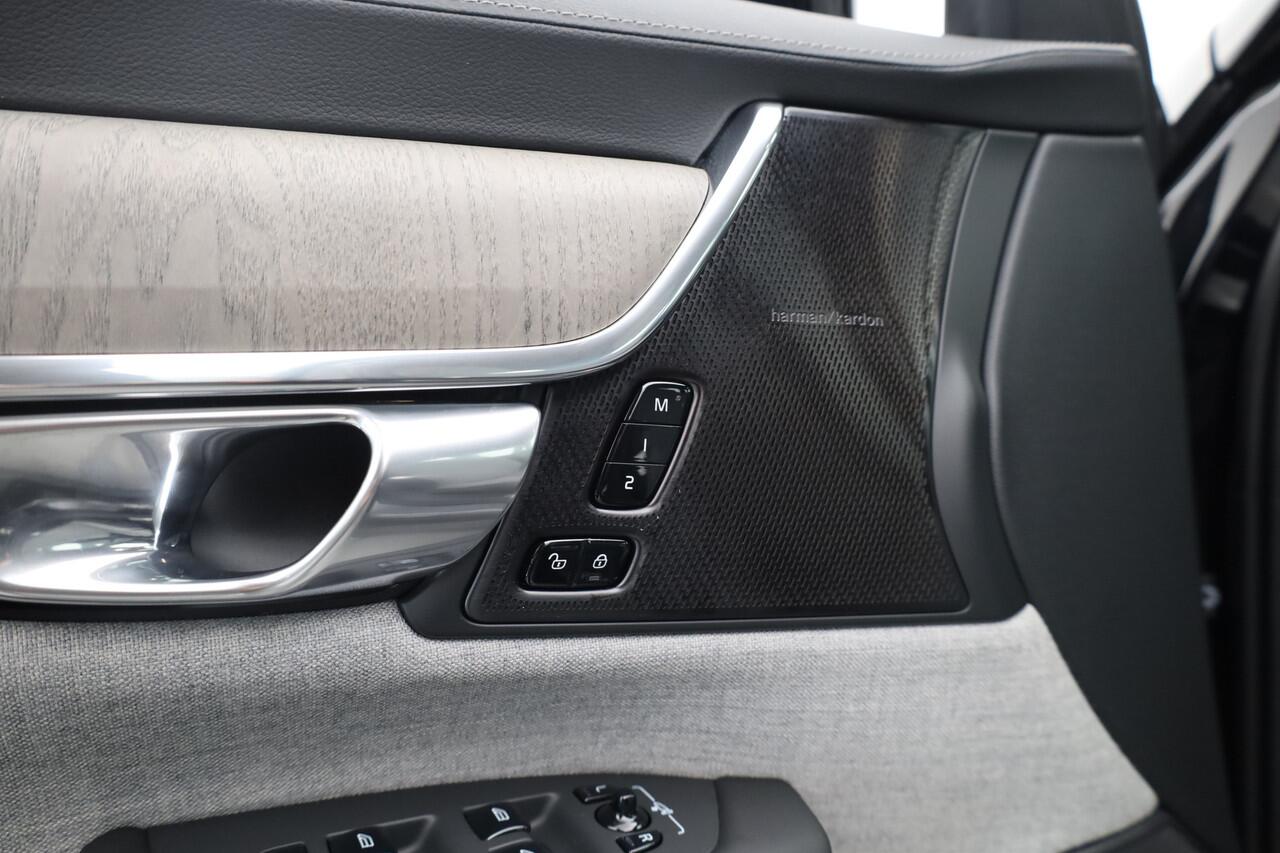 Volvo V90 T8 Recharge Ultra Dark | Luchtvering | Pano | HUD | Elek. Trekhaak | Harman Kardon | Memory seats