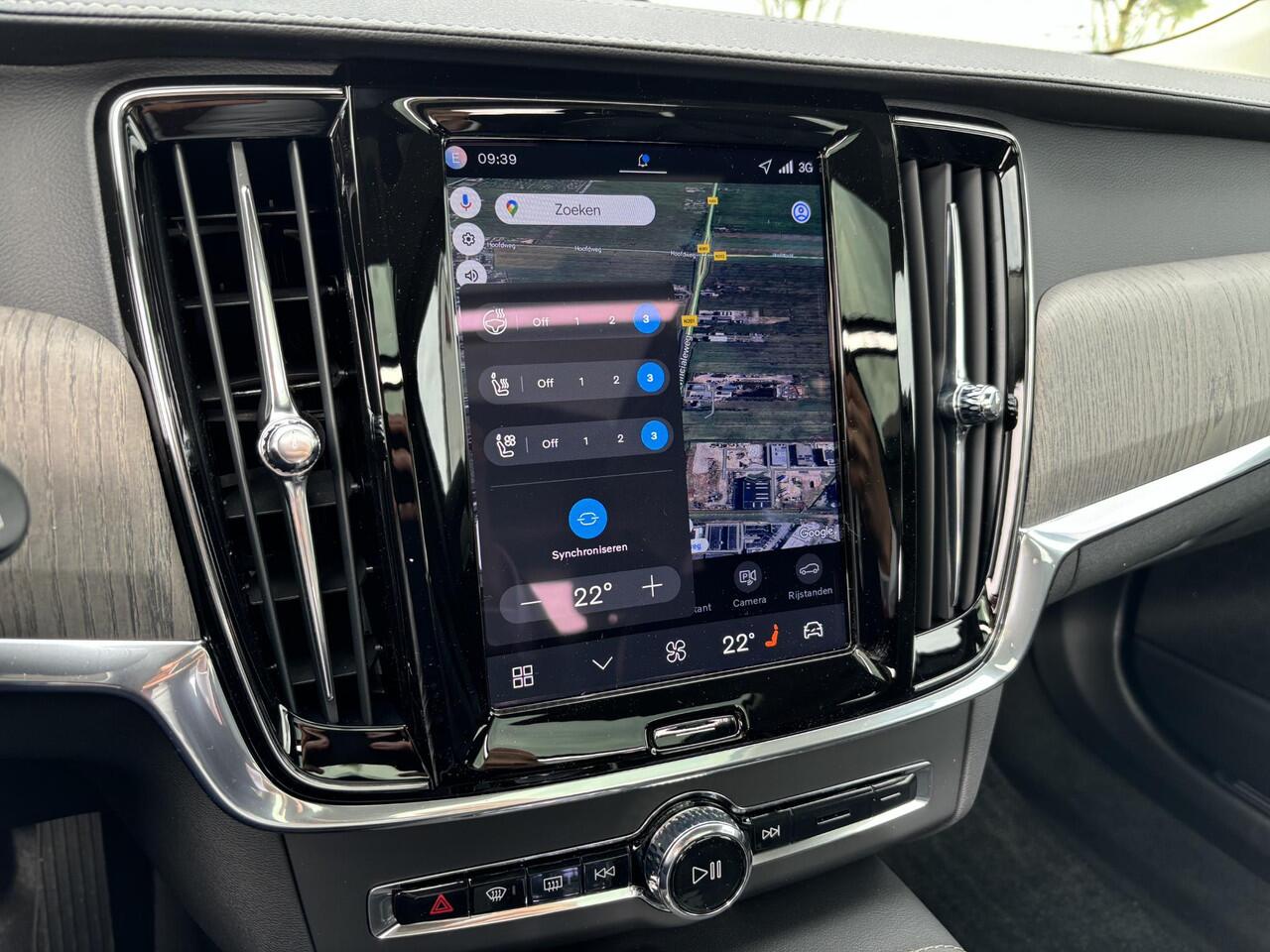 Volvo V90 T8 Plug-in hybrid AWD Ultra Executive Edition | Modeljaar 2026 | Privacy Glas | Bowers & Wilkins | Luchtvering | Massagestoelen |