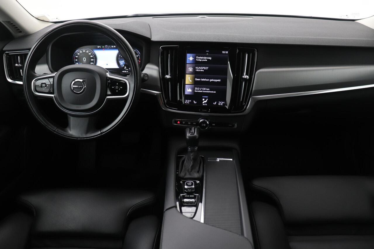 Volvo V90 T4 | ACC | BLIS | Stoel+Stuurverwarming | Apple Carplay | Camera | Trekhaak