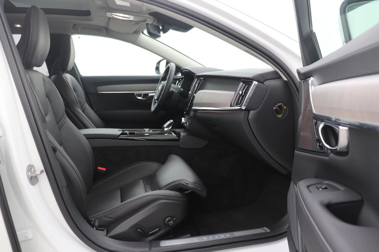 Volvo V90 T6 Plug-in hybrid Ultra Dark | Luchtvering Achter | Massage+Ventilatie | Head-Up | 360° Camera