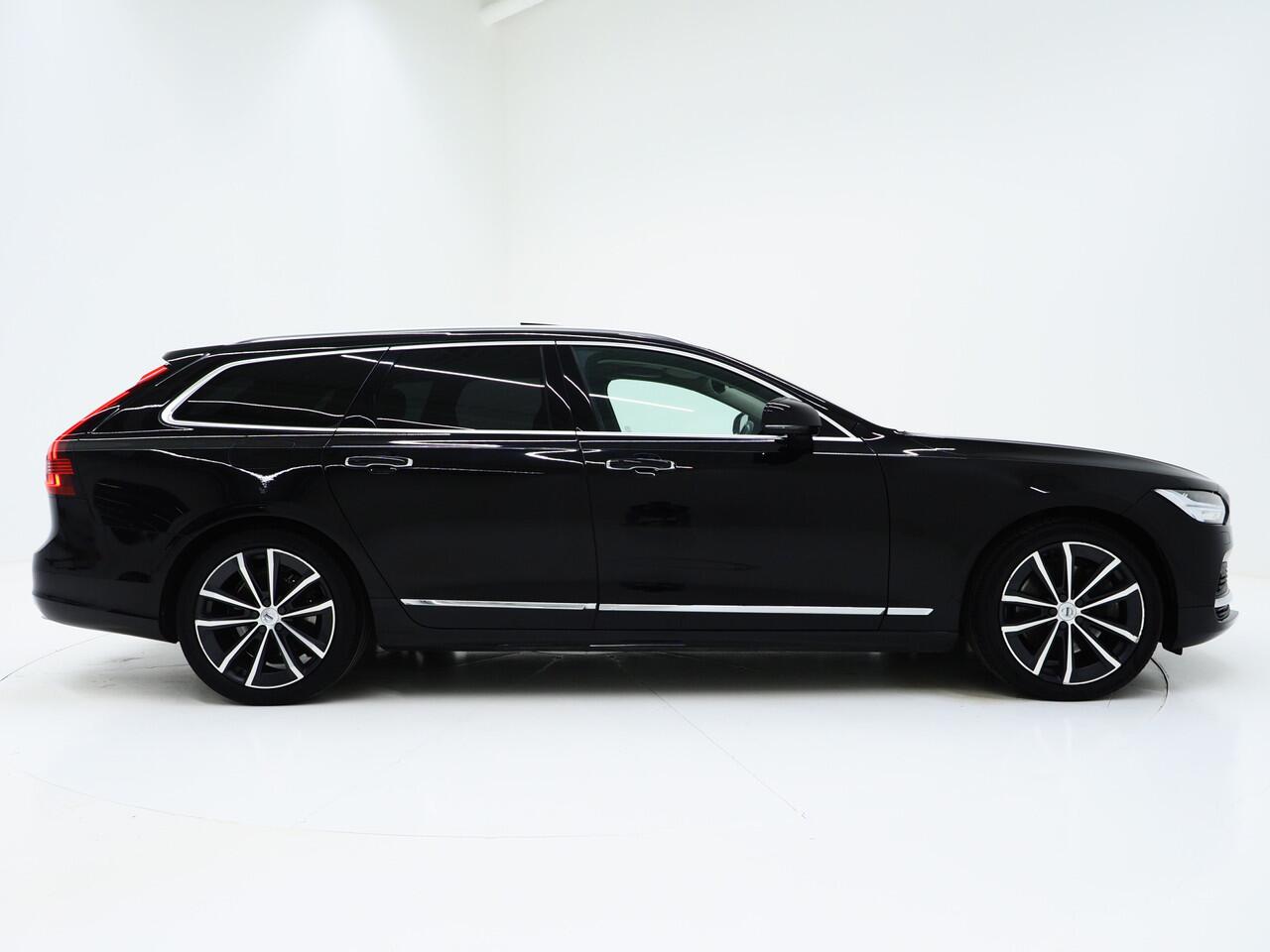 Volvo V90 2.0 T8 AWD Inscription | Panoramadak | Trekhaak | Bowers & Wilkins | 360 | Pilot Assist | Head Up