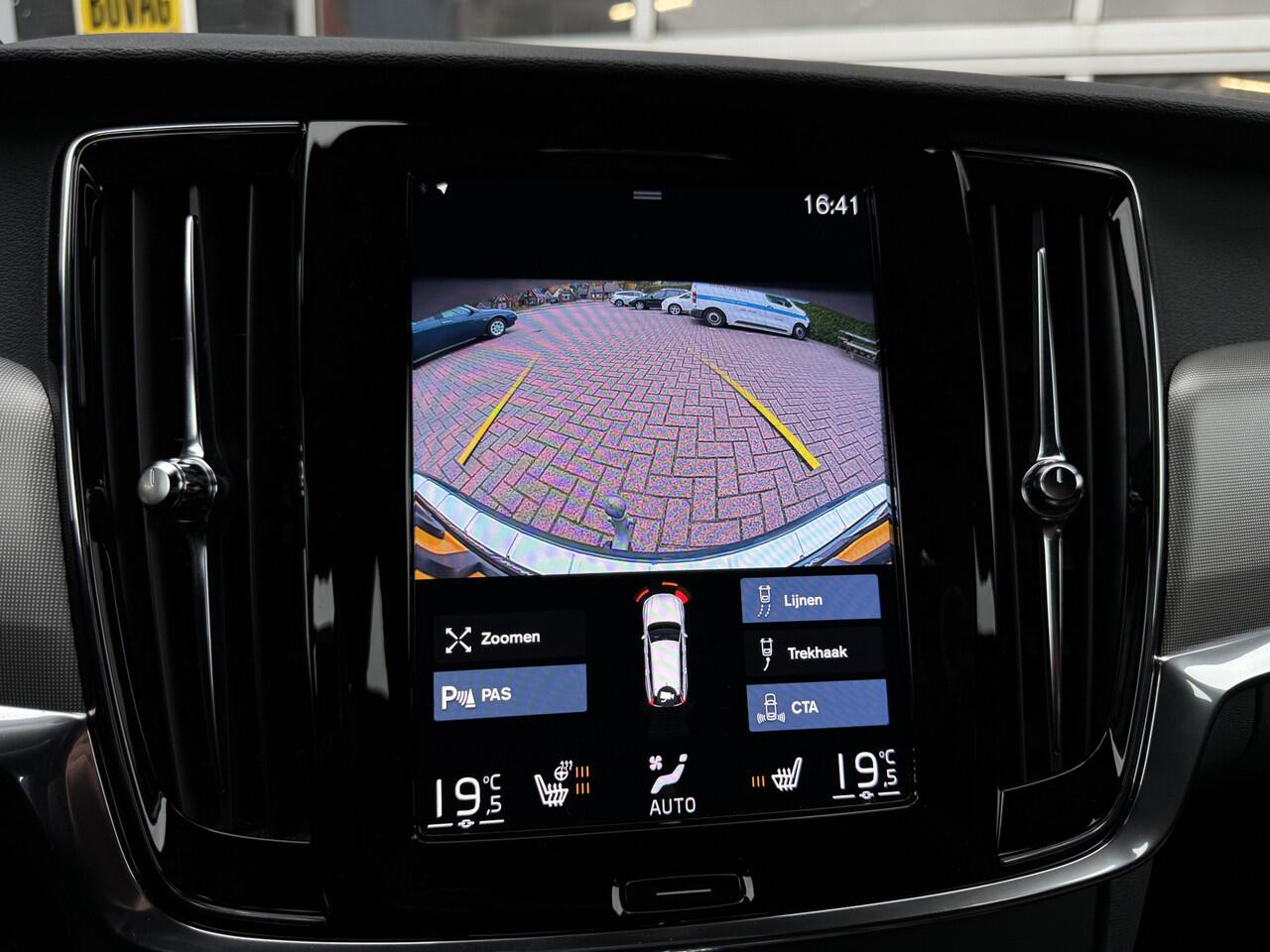 Volvo V90 2.0 B4 Business Pro GRATIS Afleverpakket! | Uitklapbare Trekhaak | Adaptive Cruise Control | Trekhaak |