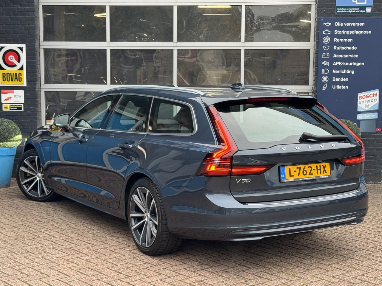 Volvo V90 2.0 B4 Business Pro GRATIS Afleverpakket! | Uitklapbare Trekhaak | Adaptive Cruise Control | Trekhaak |