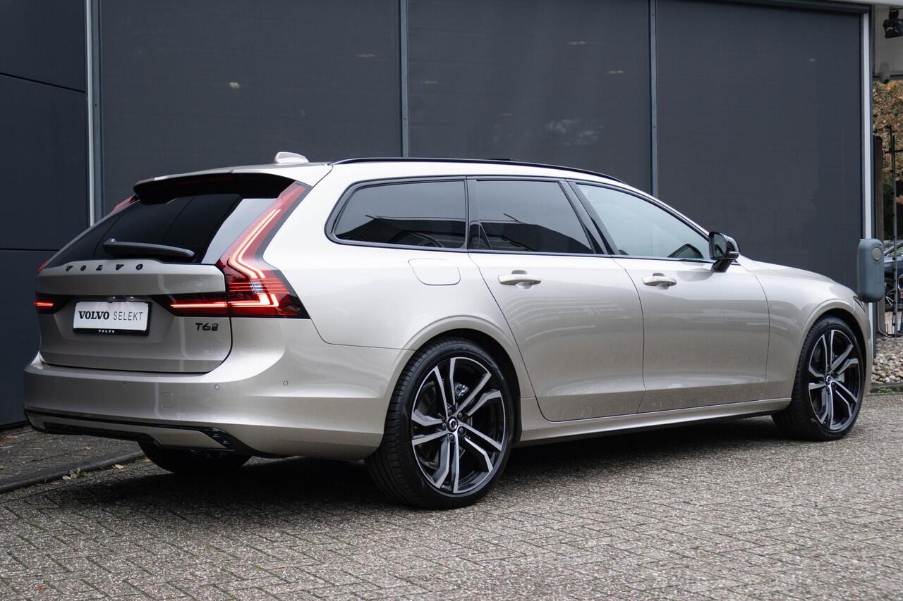 Volvo V90 T6 Automaat Plug-in hybrid AWD Ultra Dark | Luchtvering| Nappa Leder interieur|Massagefunctie in voorstoelen| Interieur Voorverwarming| Premium Audio by Harman en Kardon| Rondomzicht Camera| Head up display| Semi electrische Trekhaak.
