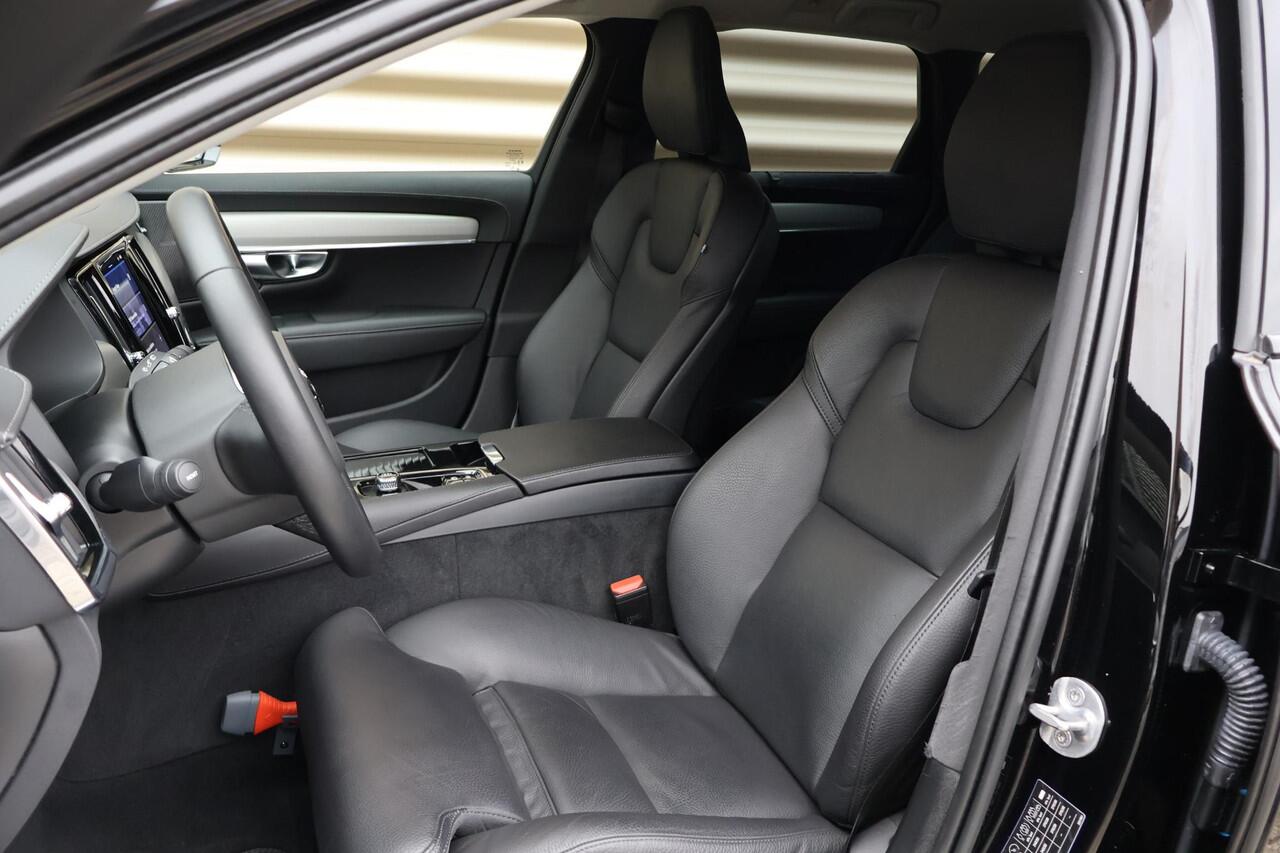 Volvo V90 T6 Plug-in hybrid AWD Plus Dark | Harman Kardon audio | Getint glas