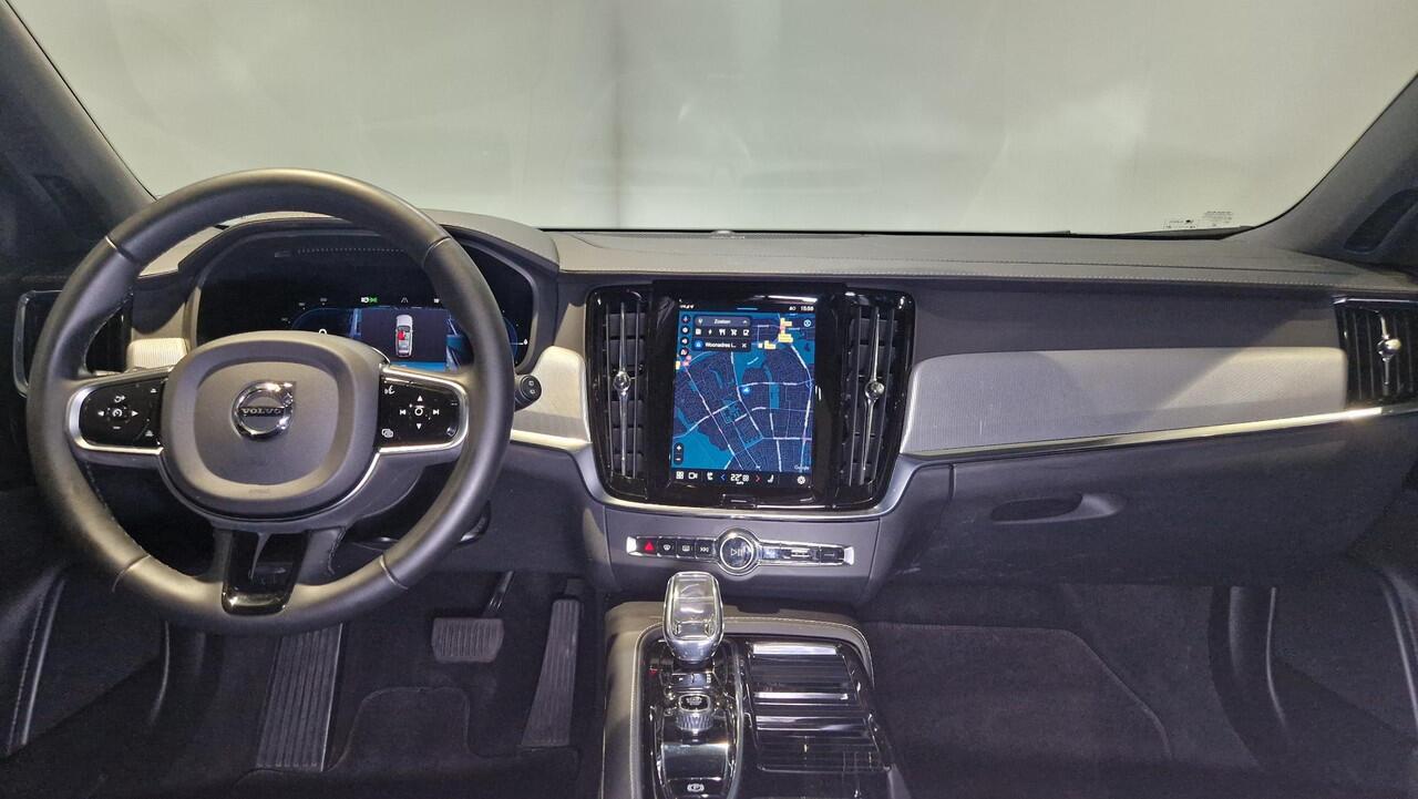 Volvo V90 2.0 T6 Plug-in hybrid AWD Ultimate Dark | Panoramadak | Harman Kardon | Trekhaak |