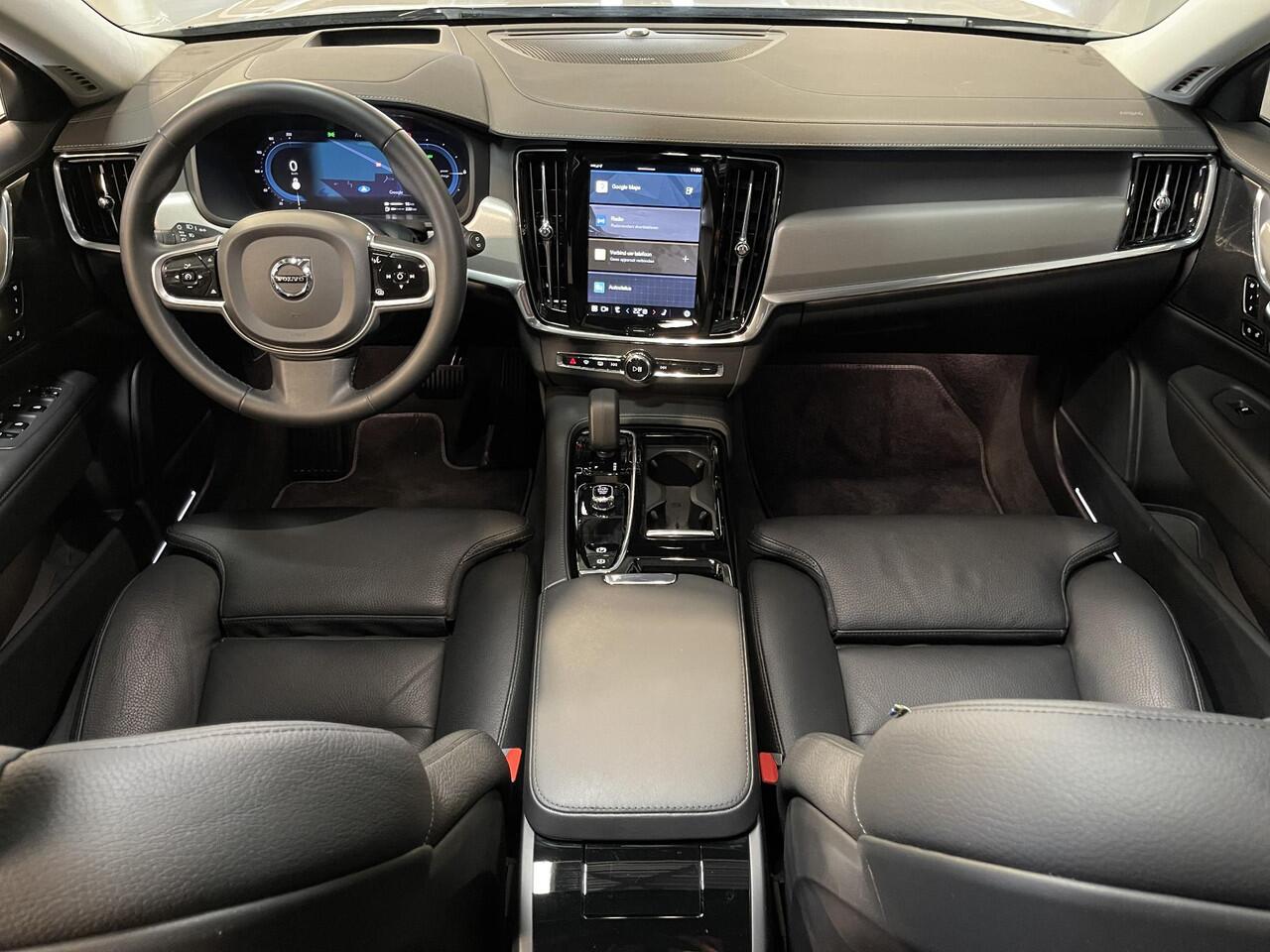 Volvo V90 2.0 T8 Plug-in hybrid AWD Ultimate Dark 20"/Luchtvering/Trekhaak/Panoramadak/Stoelverwarming v+a/360 Camera/Dodehoek/Head-up/DAB/Keyless