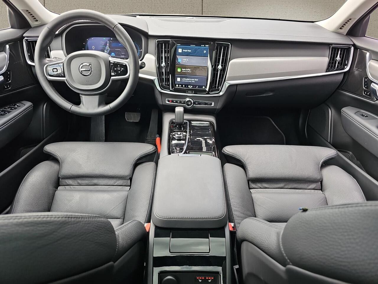 Volvo V90 2.0 T6 Plug-in hybrid AWD Ultra Dark | Trekhaak | Gelaagd glas | Harman/Kardon Audio | Panoramadak |