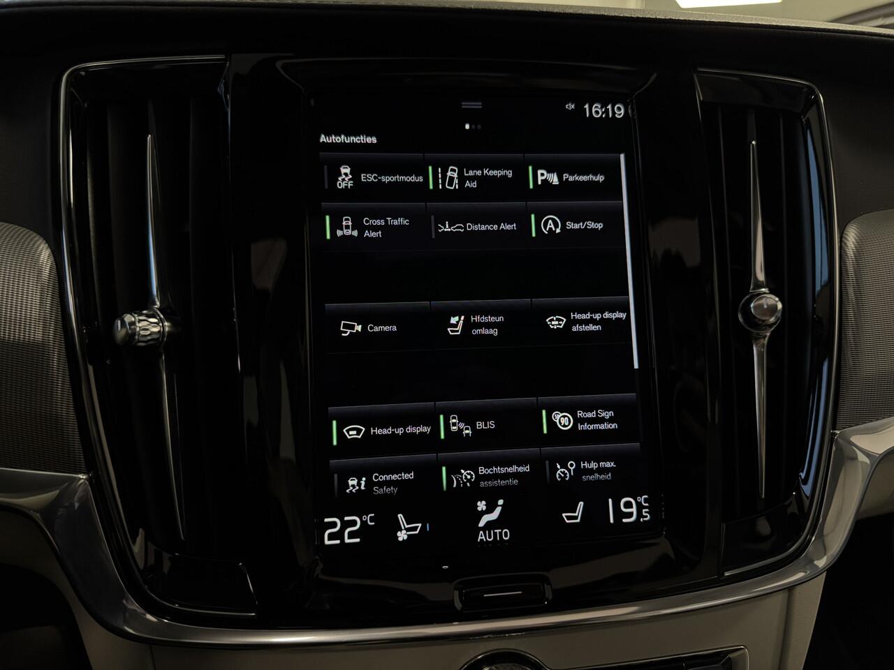 Volvo V90 2.0 T4 Inscription GRATIS Afleverpakket! | Panoramadak | Harman/Kardon | Polestar Engineered |