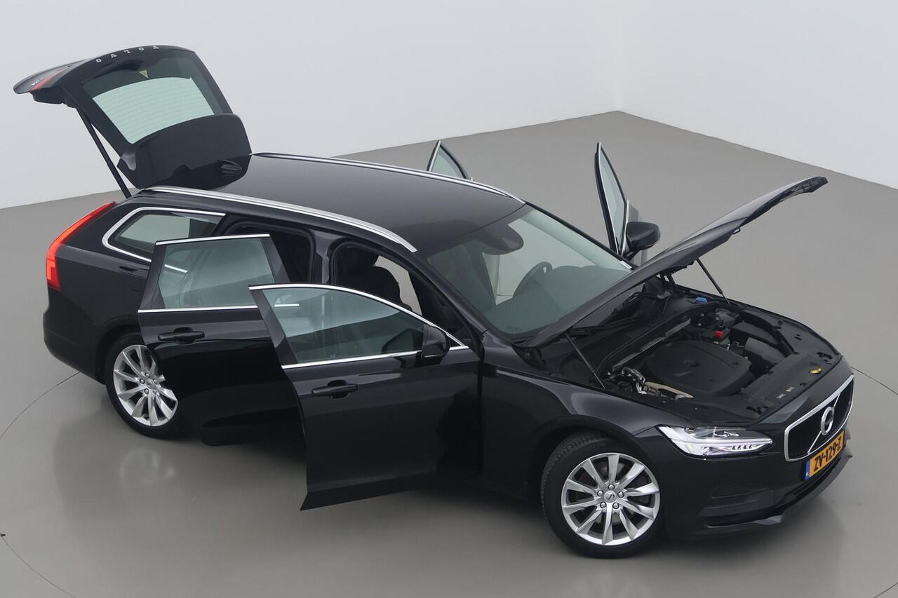 Volvo V90 T4 | ACC | BLIS | Stoel+Stuurverwarming | Apple Carplay | Camera | Trekhaak