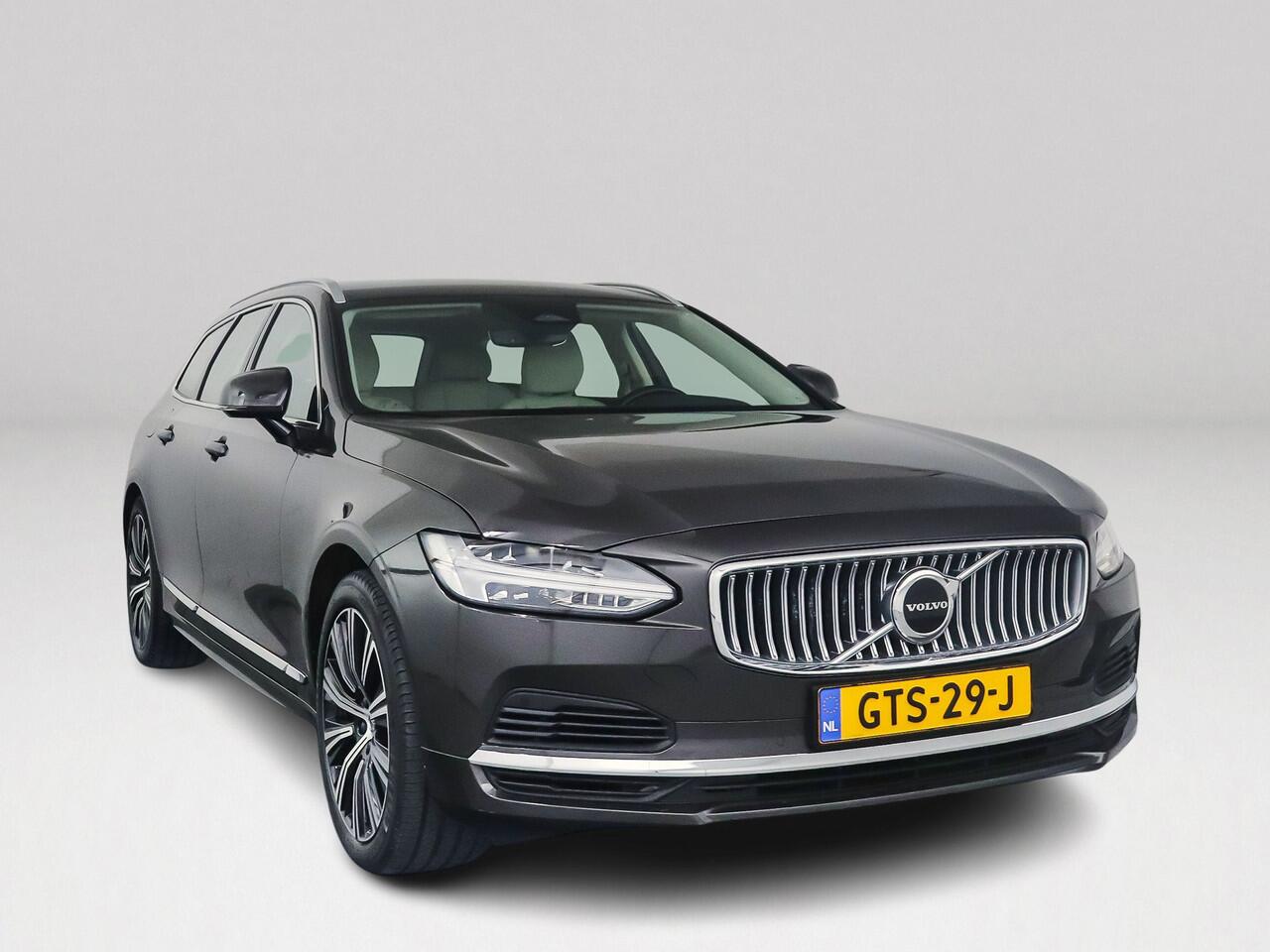 Volvo V90 T6 Plug-in hybrid AWD Core Bright | Parkeercamera | Harman Kardon | Stoel- en Stuurverwarming