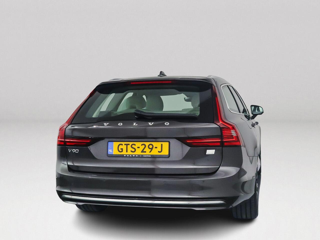 Volvo V90 T6 Plug-in hybrid AWD Core Bright | Parkeercamera | Harman Kardon | Stoel- en Stuurverwarming