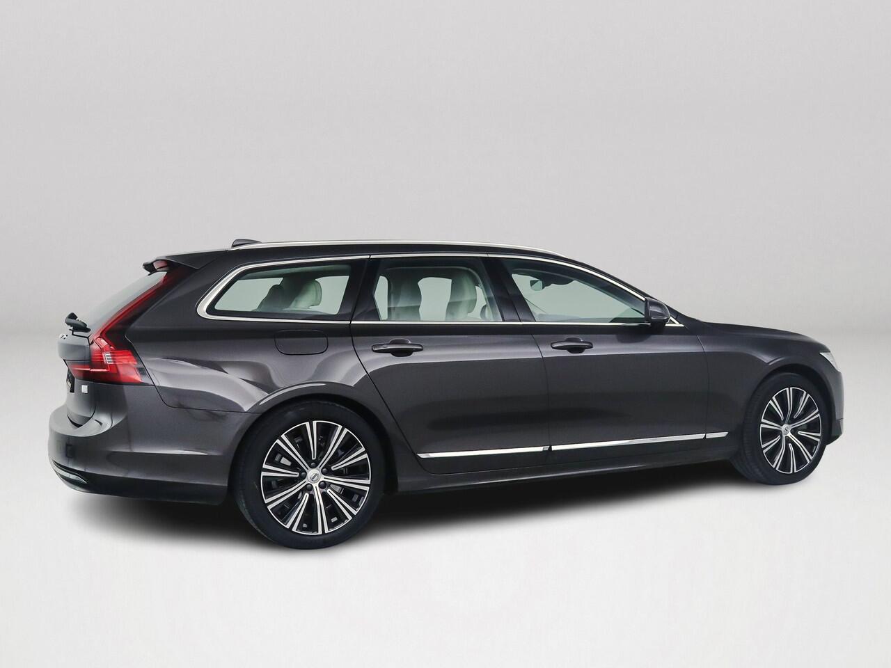 Volvo V90 T6 Plug-in hybrid AWD Core Bright | Parkeercamera | Harman Kardon | Stoel- en Stuurverwarming