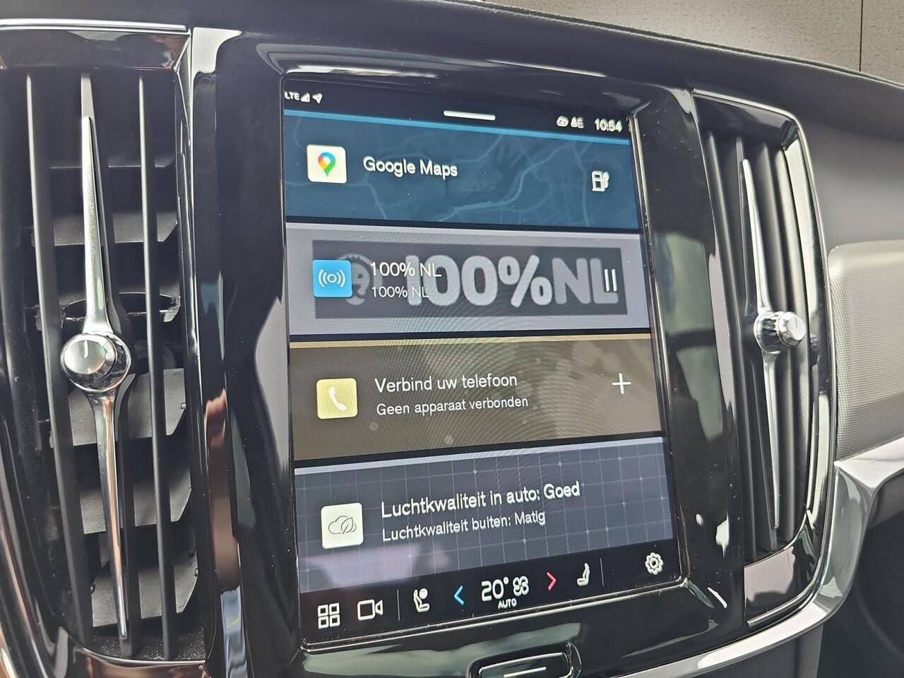 Volvo V90 2.0 T6 Plug-in hybrid AWD Ultra Dark | Trekhaak | Gelaagd glas | Harman/Kardon Audio | Panoramadak |