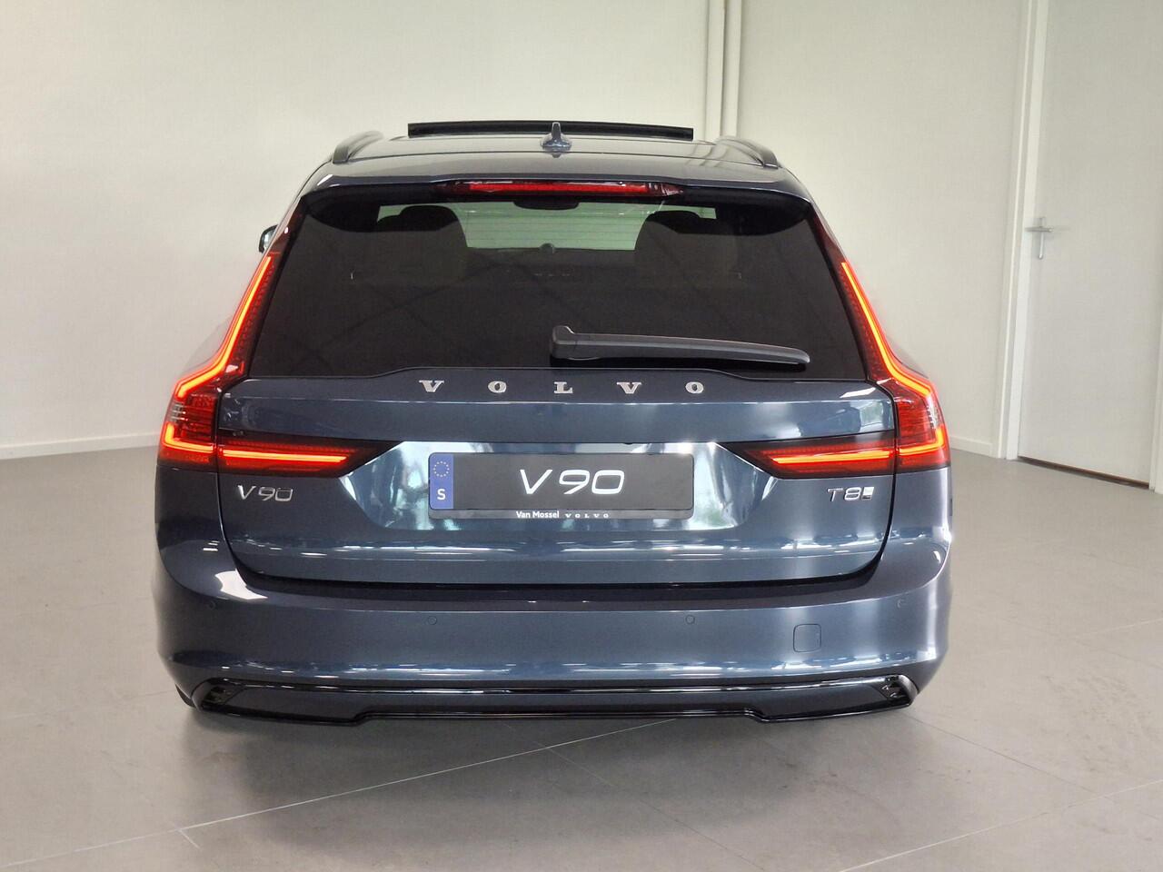 Volvo V90 T8 Plug-in hybrid AWD Ultra Dark | B&W Audio | Panoramadak | Leder pakket inclusief stoelventilatie |