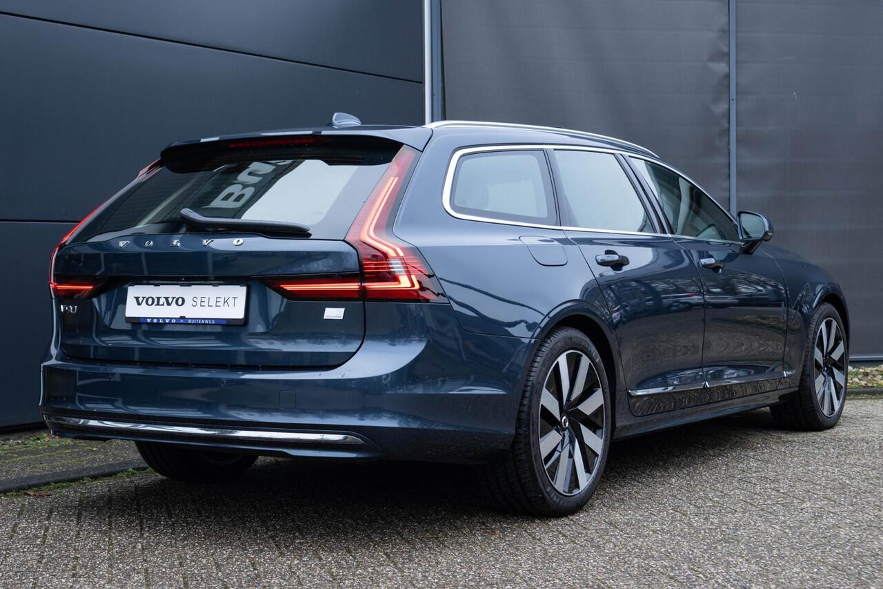 Volvo V90 T6 Automaat Plug-in hybrid AWD Ultra Bright | Verwarmbare voorstoelen | Verwarmbaar stuurwiel | Verwarmbare achterbank | Panoramadak | Premium audio by Harman Kardon | Rondom zichtcamera | 19 inch Lichtmetalen velgen | Alarmklasse 3