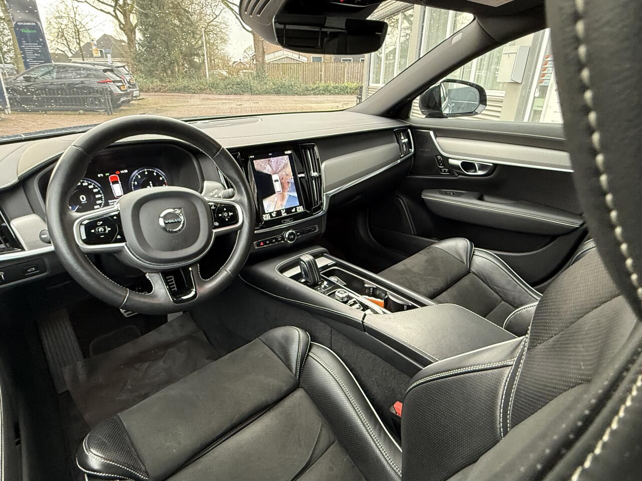 Volvo V90 R-Design | NL AUTO |Panoramadak o Harman/Kardon o Winterpakket o Camera 2020 km 148.000 Nap 2e eigenaar !!