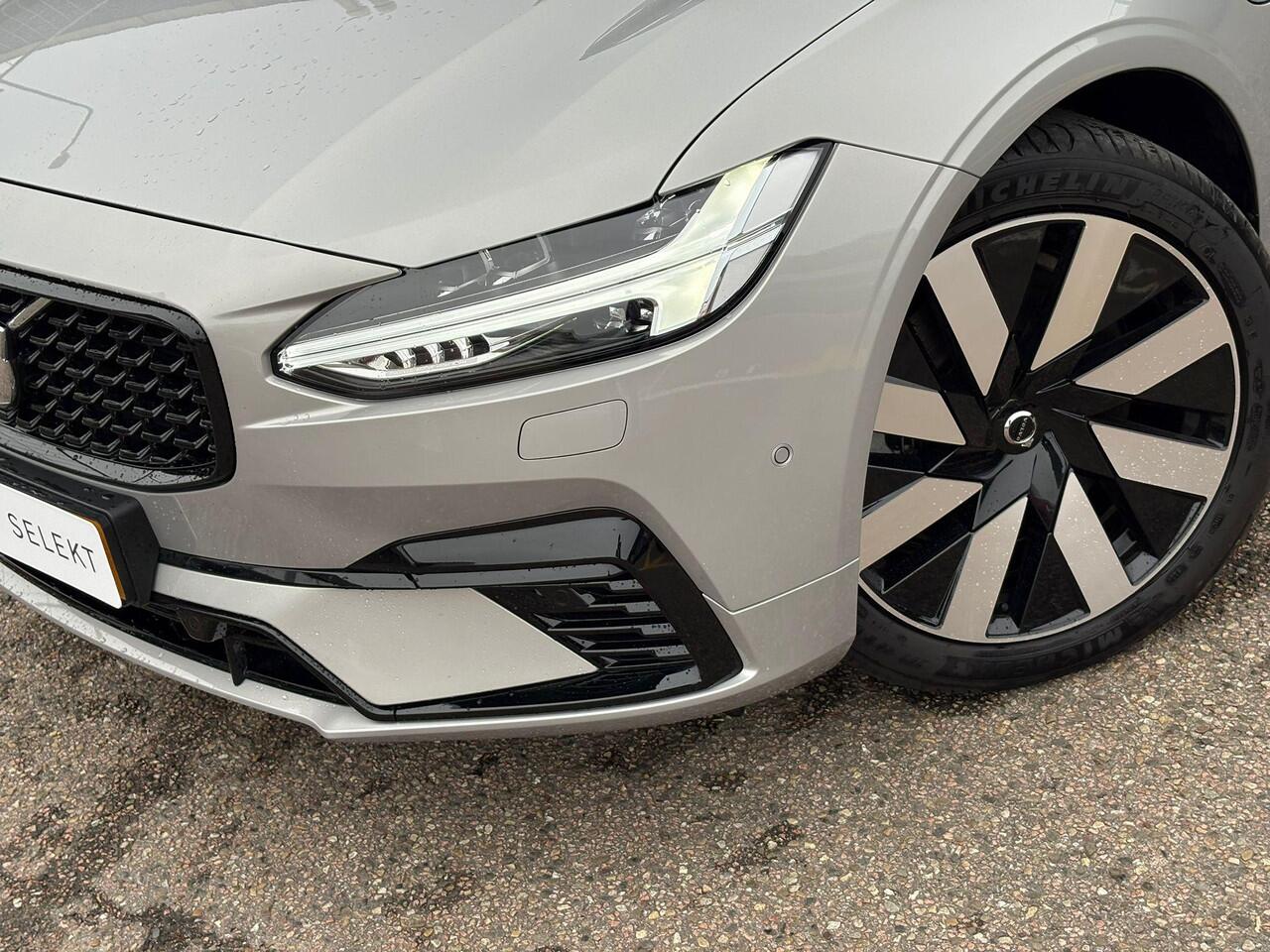 Volvo V90 T8 Plug-in hybrid AWD Ultra Dark | Panoramadak | Harman/Kardon | 360 camera | Trekhaak |