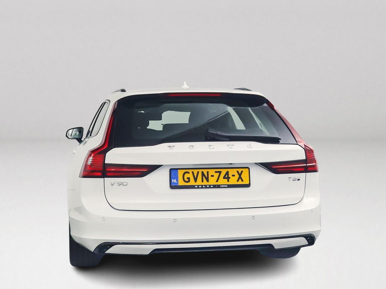 Volvo V90 T6 Plug-in hybrid AWD Ultra Dark | Panoramadak | 360° camera | Harman Kardon | Stoel- en Stuurverwarming | Trekhaak