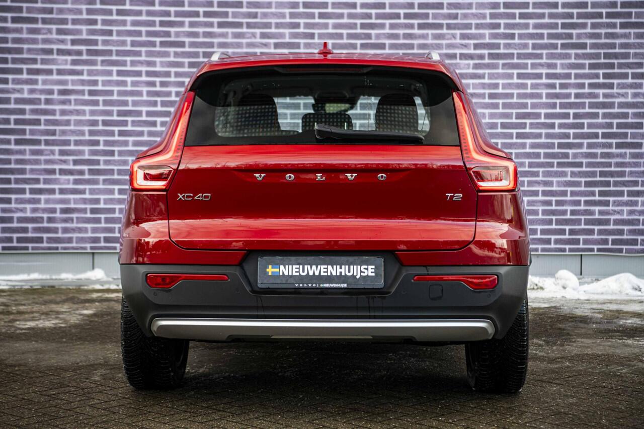 Volvo XC40 1.5 T2 Momentum | Trekhaak | Navigatie | Climate control | 18" velgen | Apple Carplay / Android Auto | Cruise control | LED koplampen |