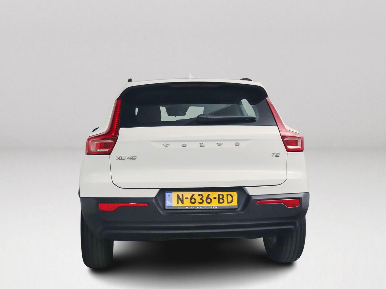 Volvo XC40 T2 Momentum Core | Cruise Control | Navigatie