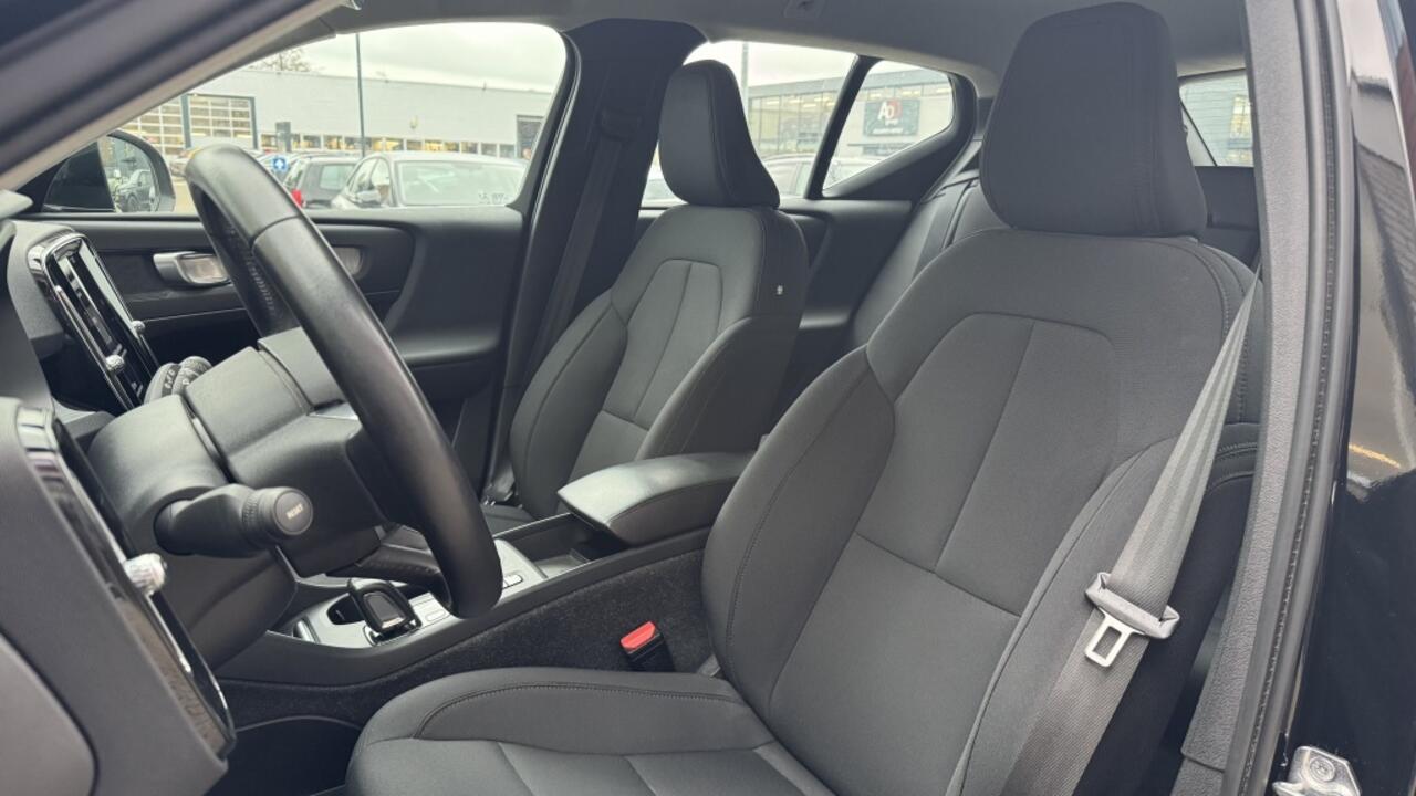 Volvo XC40 1.5 T4 Rech Inscr. Navi
