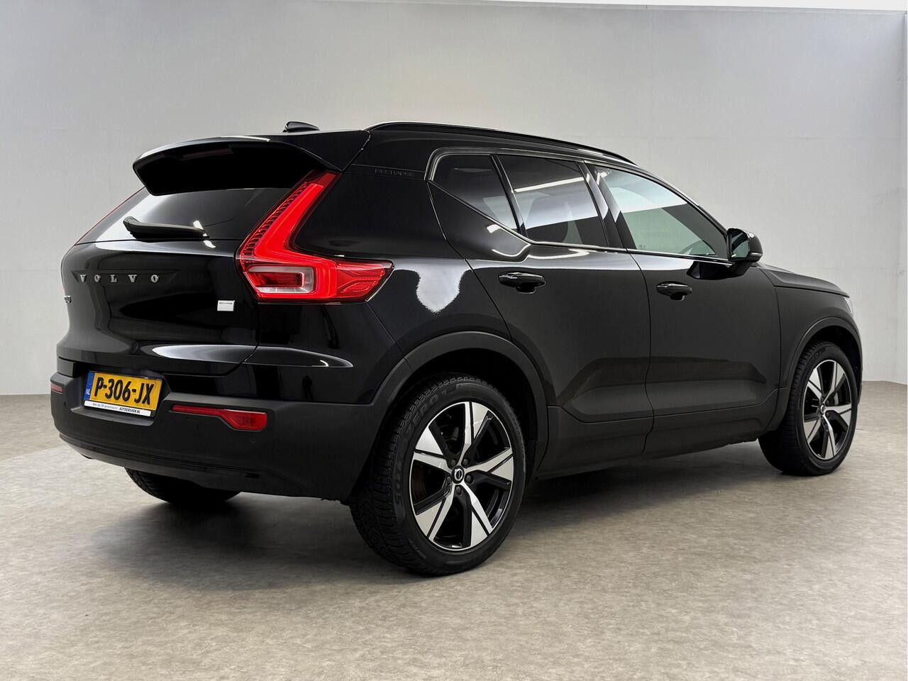 Volvo XC40 Recharge Pure Electric 69 kWh | SOH 94% | Snelladen | H/K | Pano | Memory | 360° | Virtual | Stoel/Stuur verw. | Trekh. | Adap. Cruise | Carplay | NAP