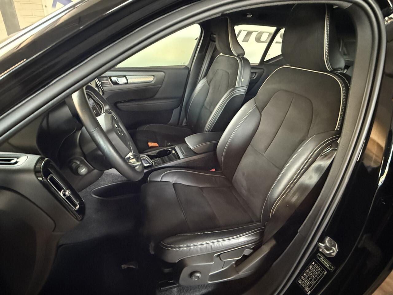 Volvo XC40 Recharge P8 AWD R-Design