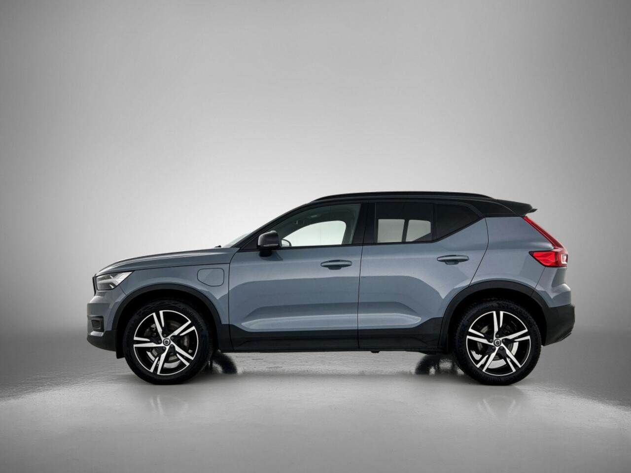 Volvo XC40 1.5 T5 R-Design Pilot Assist | Trekhaak | Keyless | BLIS | Clima